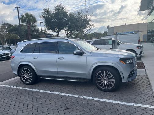 2023 Mercedes-Benz GLS 450 4MATIC