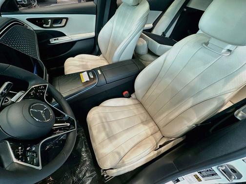 Polar/Macchiato 2026 Mercedes-Benz E-Class E 350