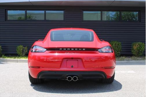 2024 Porsche 718 Cayman Base