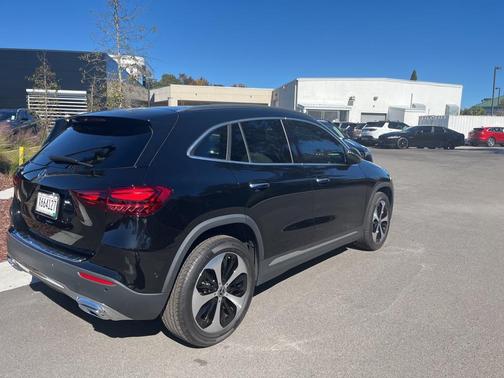 2025 Mercedes-Benz GLA 250 4MATIC