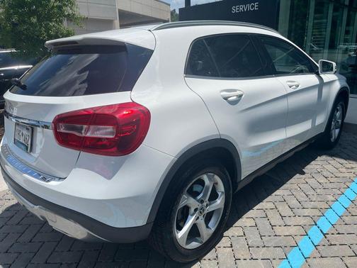 Polar White 2020 Mercedes-Benz GLA 250 Base