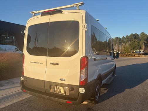 Oxford White 2020 Ford Transit-350 XL
