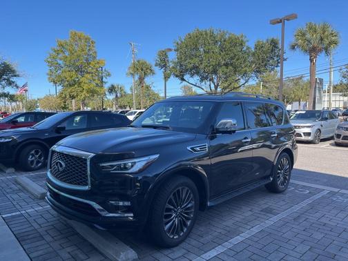 2023 INFINITI QX80 SENSORY AWD