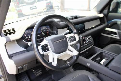 2021 Land Rover Defender 110 SE