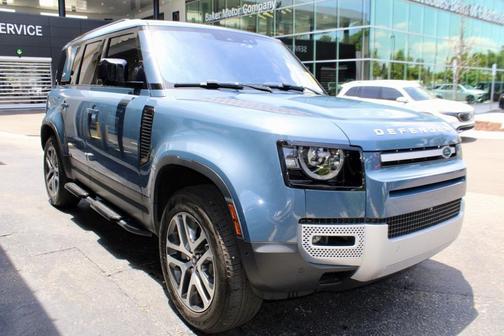 2021 Land Rover Defender 110 SE
