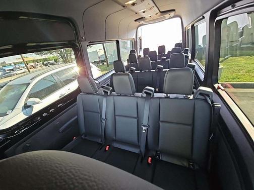 2024 Mercedes-Benz Sprinter 2500 High Roof