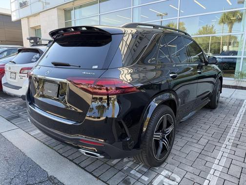 2025 Mercedes-Benz GLE 450 4MATIC