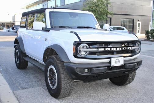 2023 Ford Bronco Outer Banks