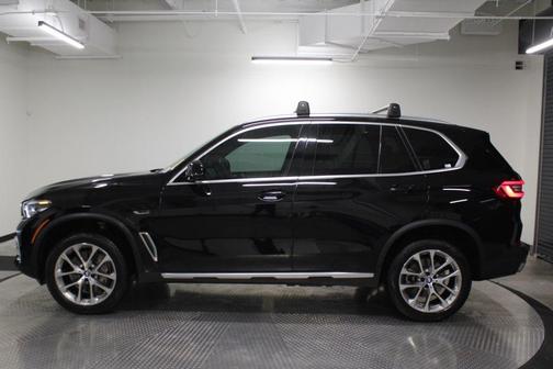 Jet Black 2022 BMW X5 PHEV xDrive45e