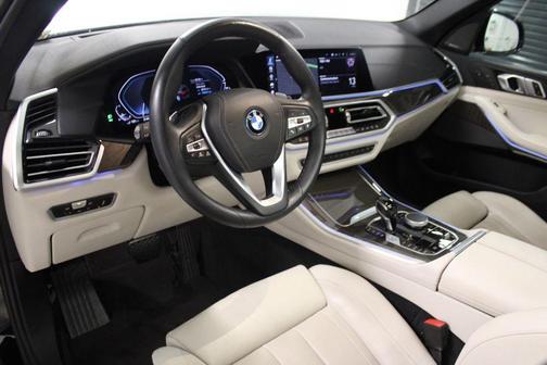 Jet Black 2022 BMW X5 PHEV xDrive45e