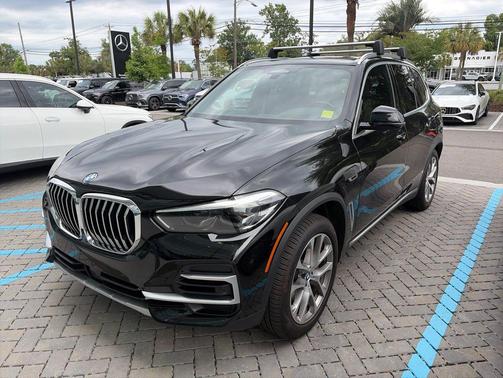 Jet Black 2022 BMW X5 PHEV xDrive45e