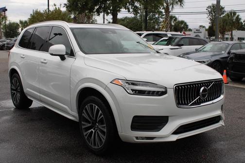 2020 Volvo XC90 T5 Momentum