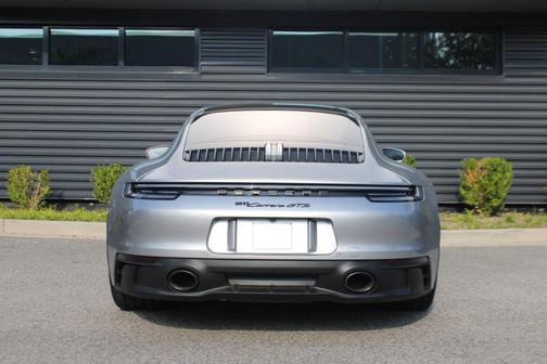 2022 Porsche 911 Carrera GTS