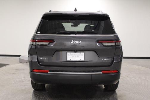 Baltic Gray Metallic Clearcoat 2024 Jeep Grand Cherokee L Limited