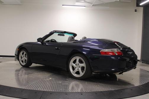 2003 Porsche 911 Carrera 4