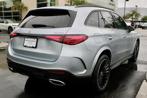 2025 Mercedes-Benz GLC 350e Base