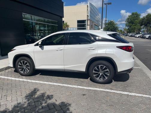 Eminent White Pearl 2022 Lexus RX 350 Base