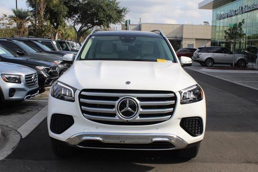 2025 Mercedes-Benz GLS 450 4MATIC