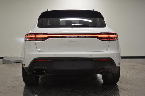 2022 Porsche Macan 