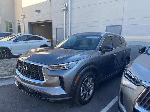 2025 INFINITI QX60 Luxe