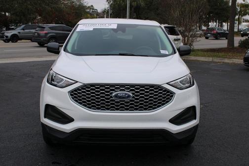 2023 Ford Edge SE