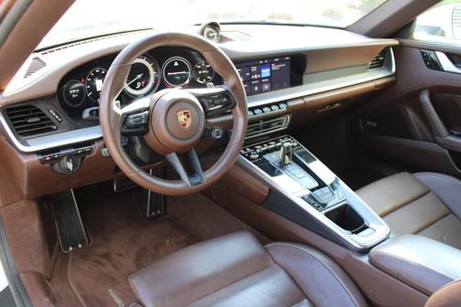 2020 Porsche 911 Carrera 4S