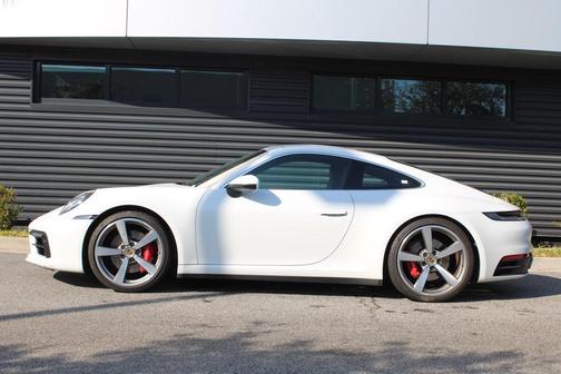 2020 Porsche 911 Carrera 4S