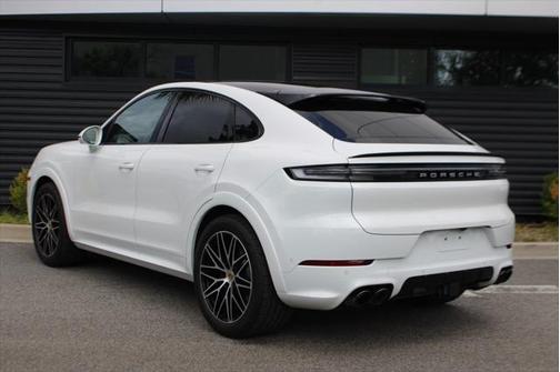 2024 Porsche Cayenne