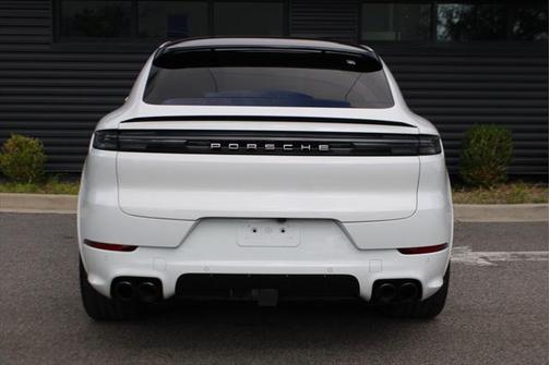 2024 Porsche Cayenne