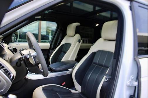 2020 Land Rover Range Rover Sport HST MHEV