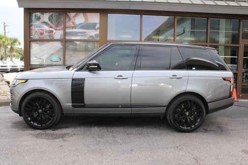 2022 Land Rover Range Rover P525 Westminster