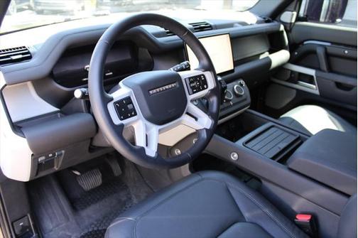2024 Land Rover Defender 130 P400 S
