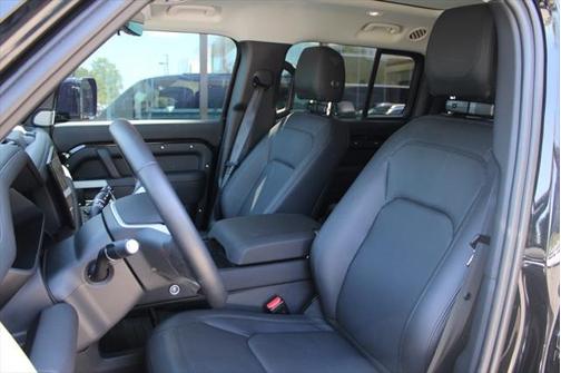 2024 Land Rover Defender 130 P400 S