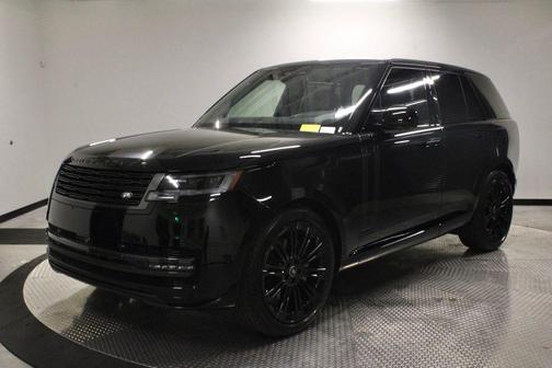Black 2025 Land Rover Range Rover P400 SE