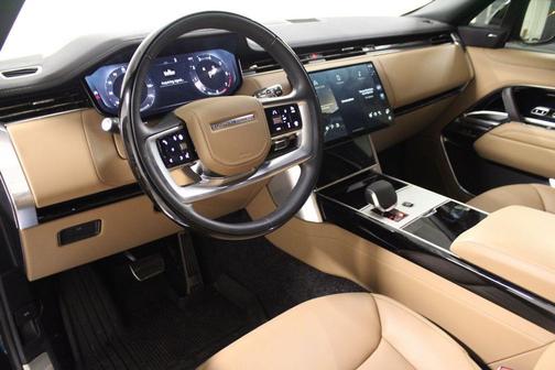 Black 2025 Land Rover Range Rover P400 SE