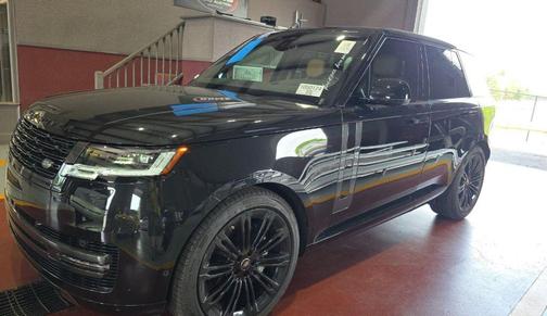 Black 2025 Land Rover Range Rover P400 SE