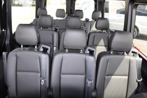 2025 Mercedes-Benz Sprinter 2500 Standard Roof