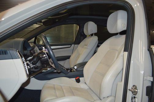 2021 Porsche Cayenne Cayenne