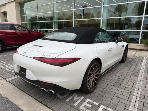 2024 Mercedes-Benz AMG SL 43 Base