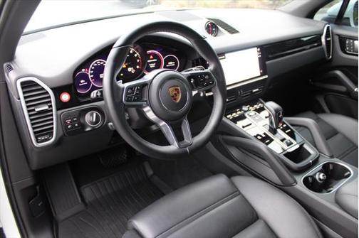 2023 Porsche Cayenne