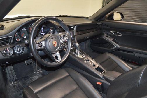 2019 Porsche 911 Targa 4 GTS