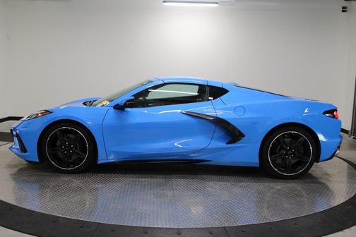 Rapid Blue 2021 Chevrolet Corvette Stingray w/2LT