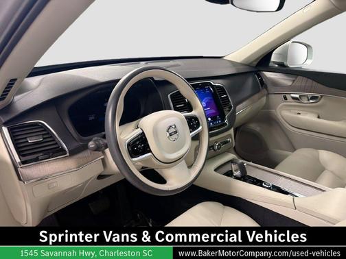 Silver Dawn Metallic 2024 Volvo XC90 B6 Plus Bright Theme 7-Seater