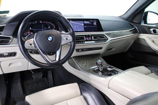 Arctic Gray Metallic 2019 BMW X7 xDrive50i