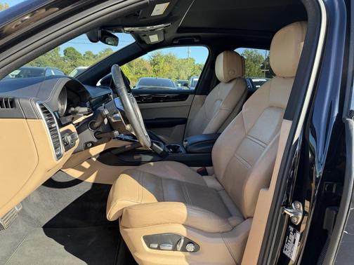2019 Porsche Cayenne S