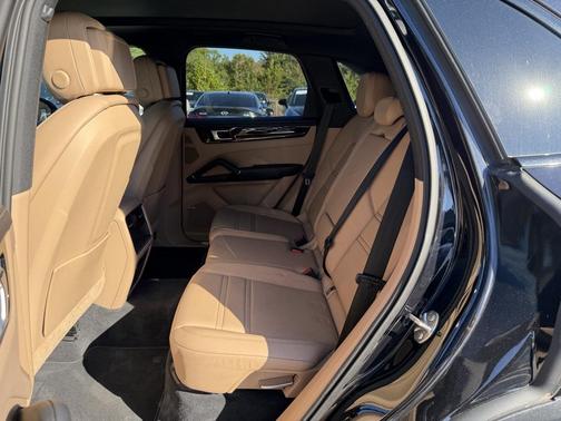 2019 Porsche Cayenne S