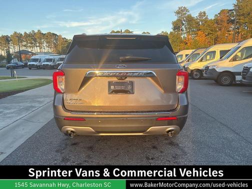 Gray Metallic 2022 Ford Explorer Limited