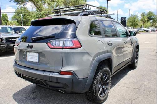 2022 Jeep Cherokee X 4x4