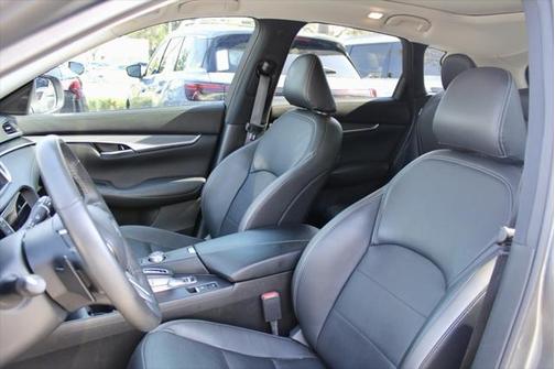 2024 INFINITI QX50 LUXE