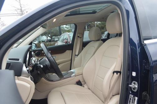 2022 Mercedes-Benz GLC 300 4MATIC